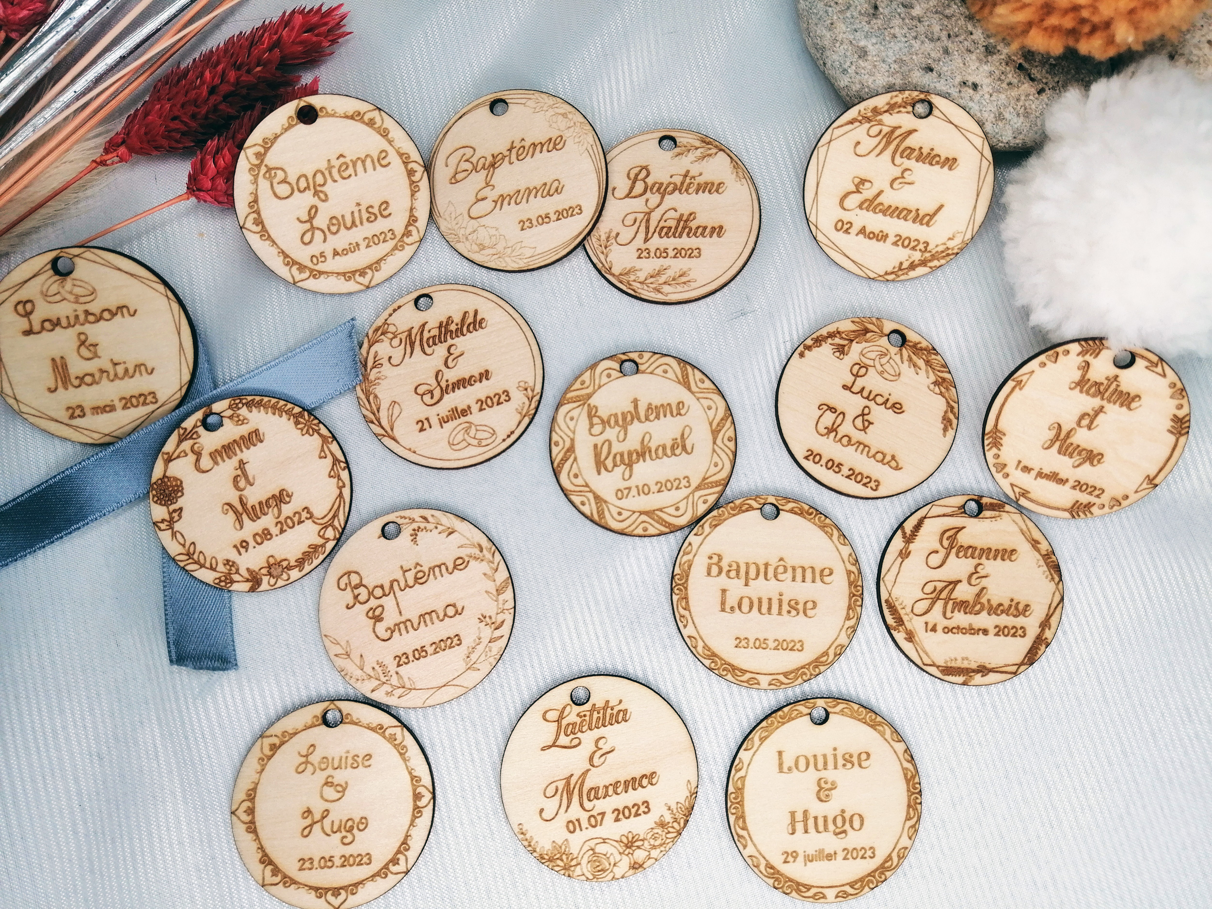 Médaillons en bois personnalisés Baptême Mariage Champêtre Bohème