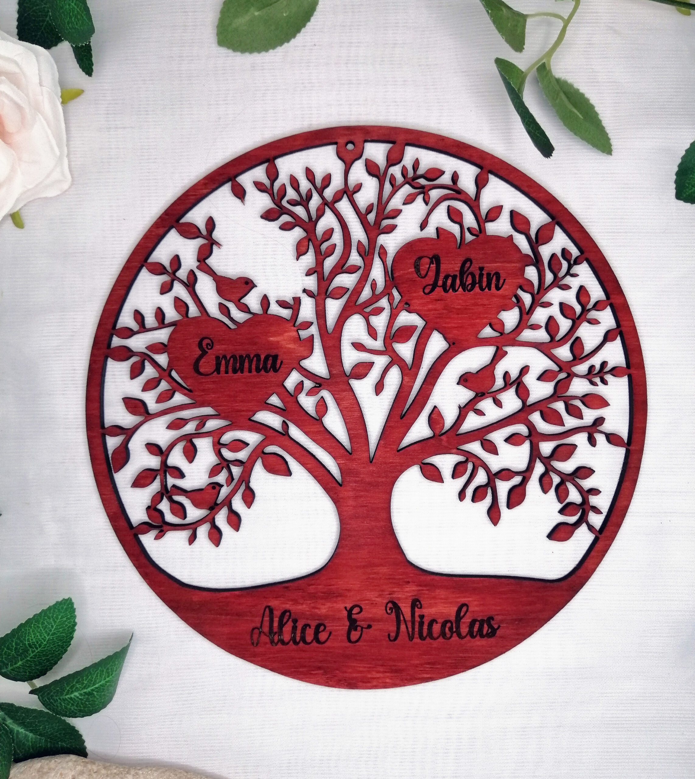 Arbre de vie en bois avec prénoms en acajou